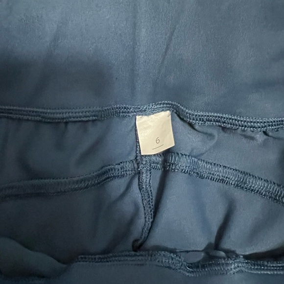 Lululemon joggers size 6 - Picture 5 of 8